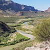 The River Road parallels the Rio Grande for the most part. A Estrada do Rio vai paralela ao Rio Grande. : Big Bend Ranch State Park, FM 170